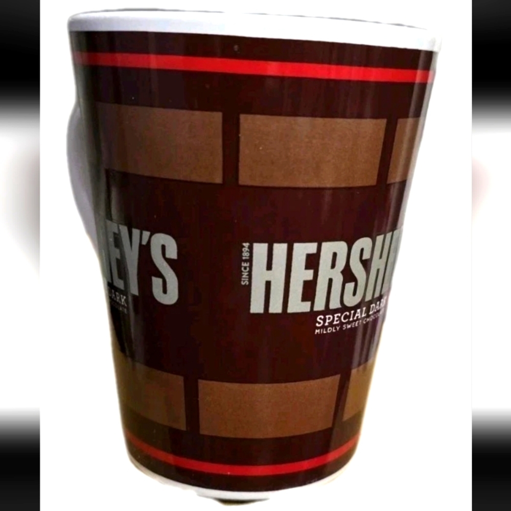 Hershey's Special Dark Mug 12 Oz Almost NEW